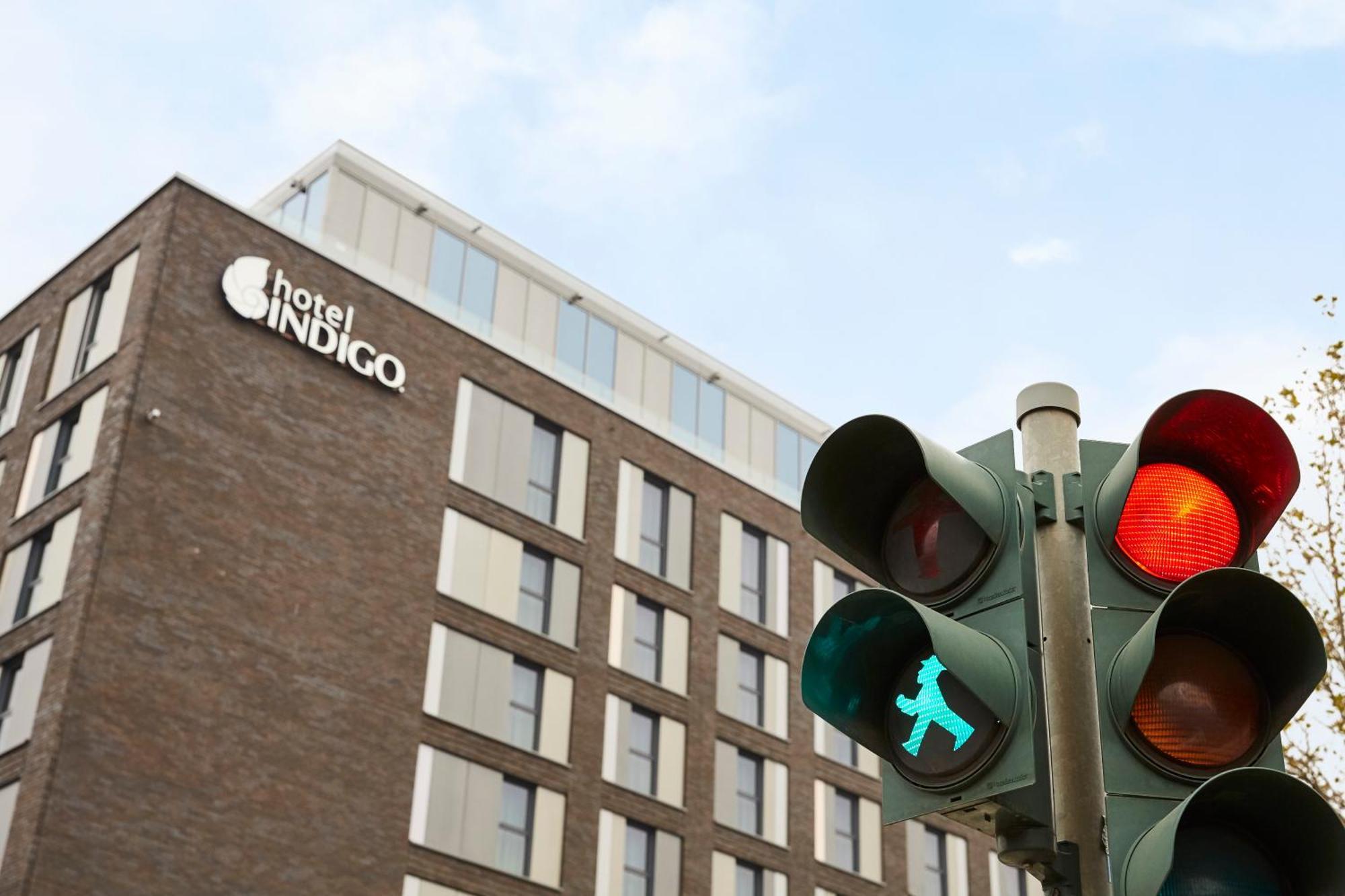 Hotel Indigo Berlin - East Side Gallery — Photos 3